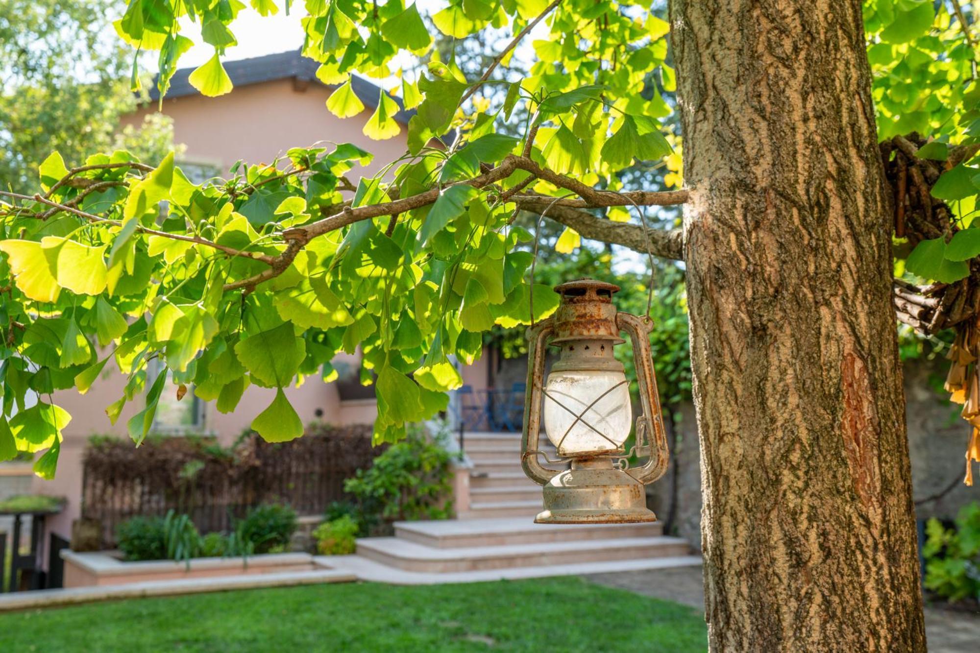 Corte Angelini By Postcardsfrom Castelnuovo del Garda Exterior photo