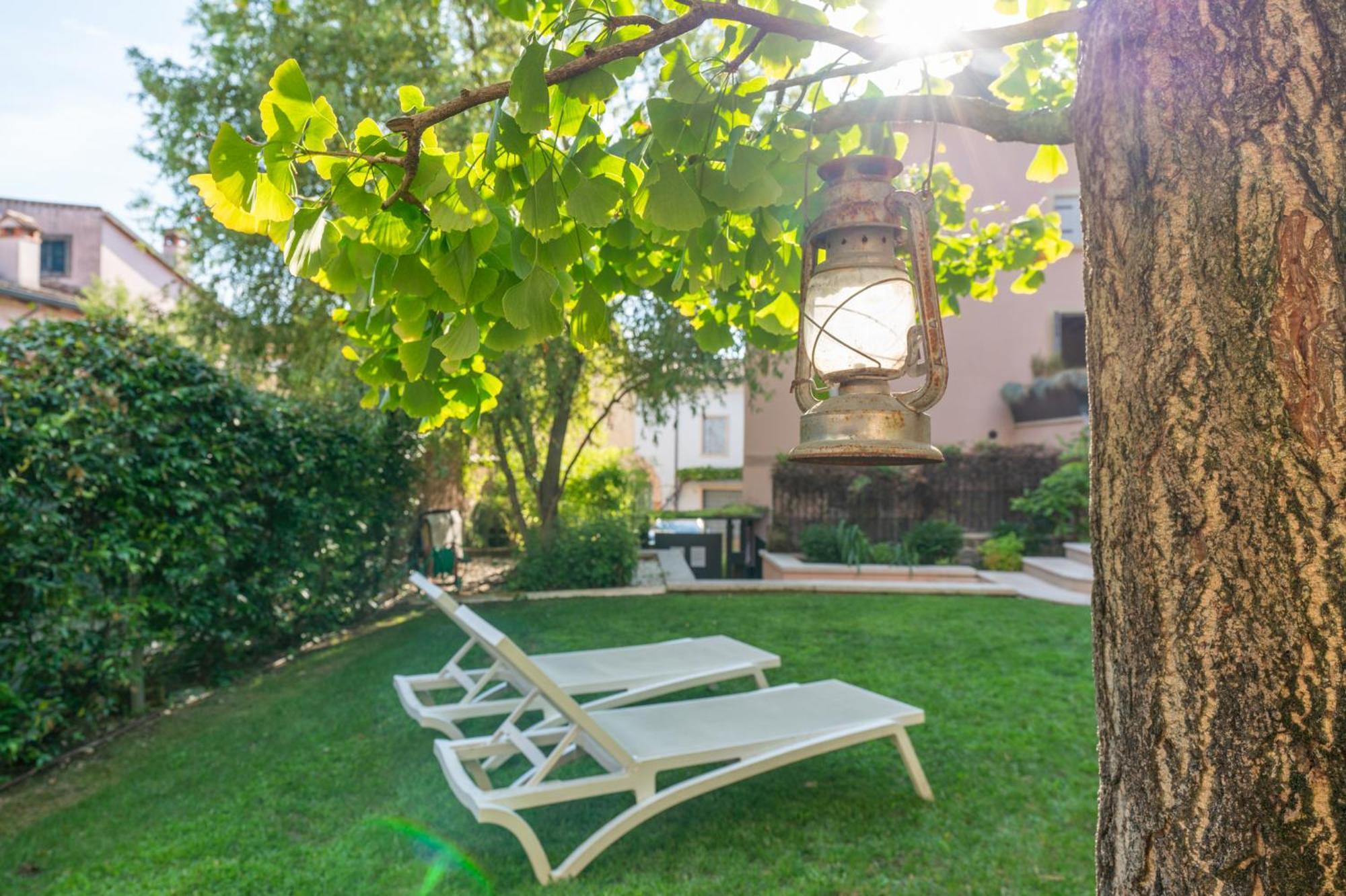Corte Angelini By Postcardsfrom Castelnuovo del Garda Exterior photo